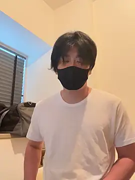 Snapshot of MTKIK chatting on 03-16-25, 12:56 MTKIK online show from 03-16-25, 12:56