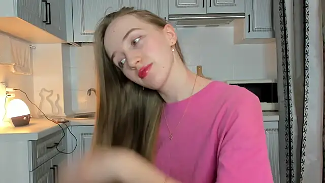 leslie my lovee online show from 10-07-25, 07:48