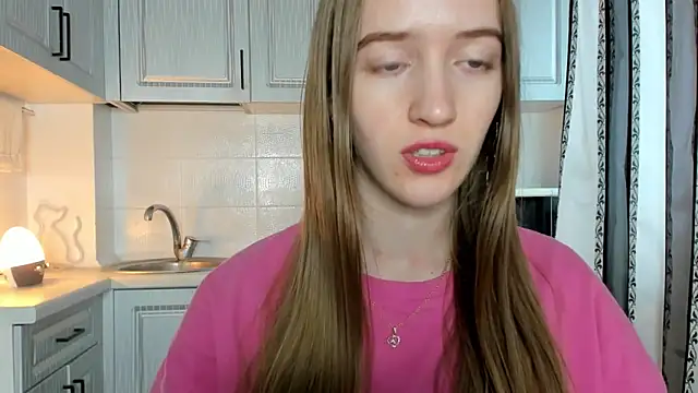 leslie my lovee online show from 11-12-25, 10:08