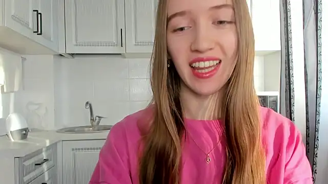 leslie my lovee online show from 11-23-25, 08:13