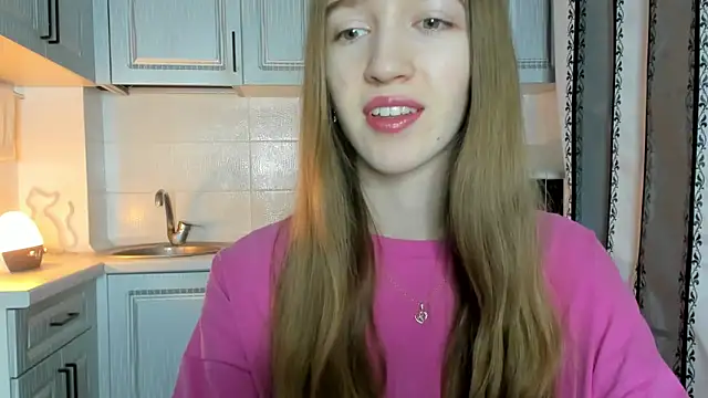 leslie my lovee online show from 11-28-25, 05:18