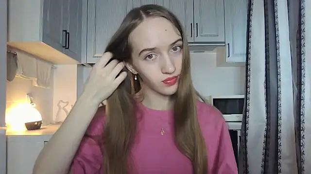 leslie my lovee online show from 10-05-25, 01:24