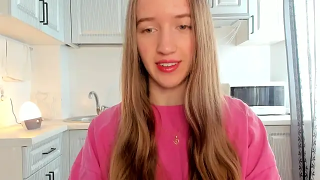 Snapshot of leslie_my_lovee chatting on 04-14-26, 10:42 leslie my lovee online show from 04-14-26, 10:42