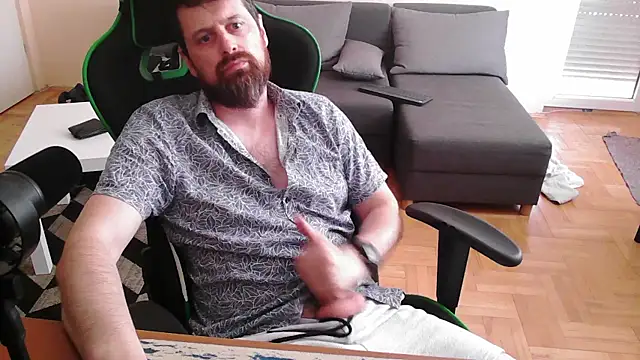Snapshot of DickStaza chatting on 07-01-26, 11:32 DickStaza online show from 07-01-26, 11:32