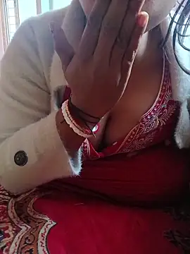 Snapshot of Ivy-09 chatting on 01-08-26, 07:25 Ivy-09 online show from 01-08-26, 07:25