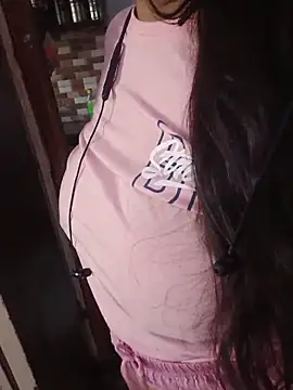 Snapshot of Ivy-09 chatting on 02-16-26, 06:23 Ivy-09 online show from 02-16-26, 06:23