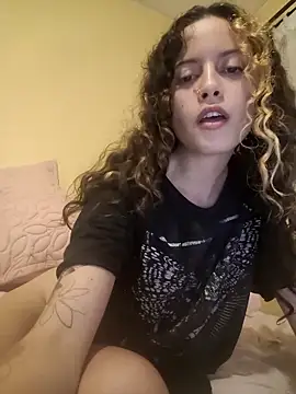 frikigyal online show from 03-23-25, 02:48