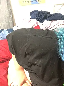 KesshoOppaii online show from 01-12-25, 11:17