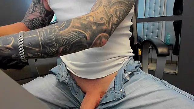 AronGrant online show from 02-04-26, 09:59