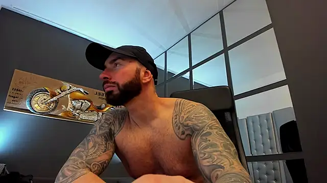 Snapshot of AronGrant chatting on 02-27-25, 12:34 AronGrant online show from 02-27-25, 12:34