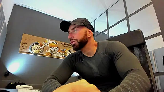 Snapshot of AronGrant chatting on 02-23-25, 10:49 AronGrant online show from 02-23-25, 10:49