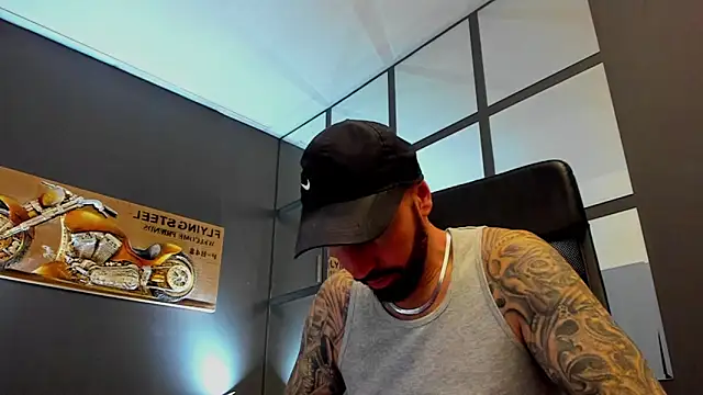 AronGrant online show from 12-04-25, 10:58