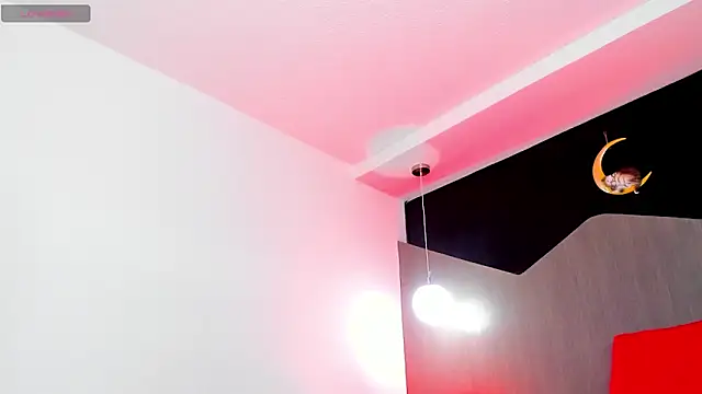 Snapshot of kate_evans1 chatting on 02-16-26, 01:21 kate evans1 online show from 02-16-26, 01:21