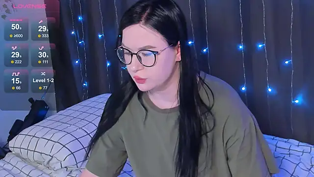 Snapshot of MyNameIsLilith chatting on 01-29-25, 08:18 MyNameIsLilith online show from 01-29-25, 08:18