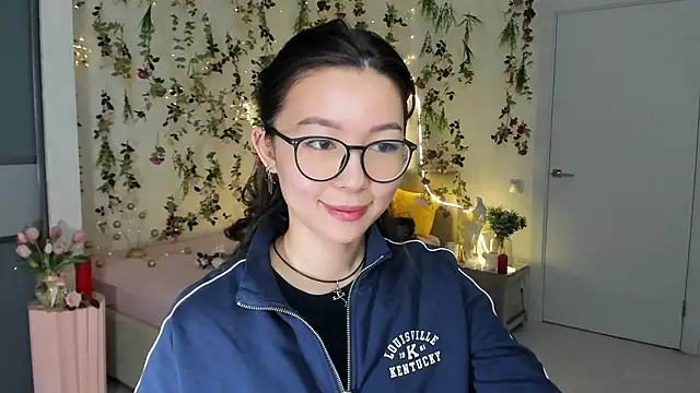 AgnieszkaBanana online show from 02-11-26, 02:11