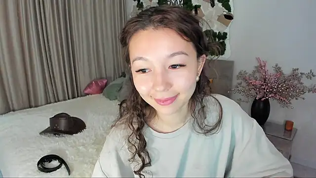 AgnieszkaBanana online show from 03-19-25, 10:11