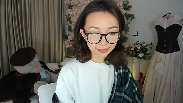 AgnieszkaBanana online show from 10-29-25, 01:15