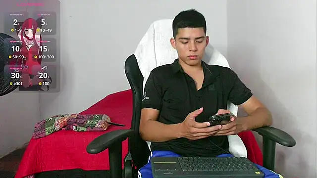 Snapshot of cutes_baby chatting on 12-05-24, 04:04 cutes baby online show from 12-05-24, 04:04