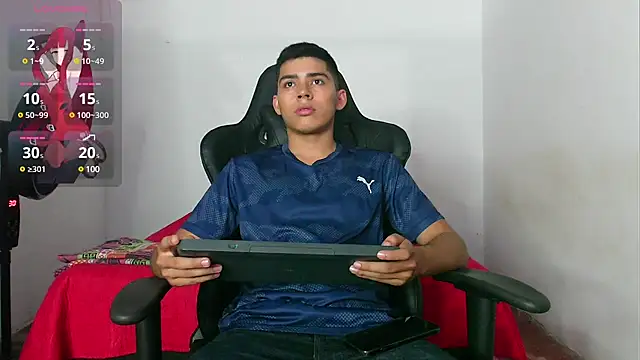 Snapshot of cutes_baby chatting on 12-02-24, 05:21 cutes baby online show from 12-02-24, 05:21