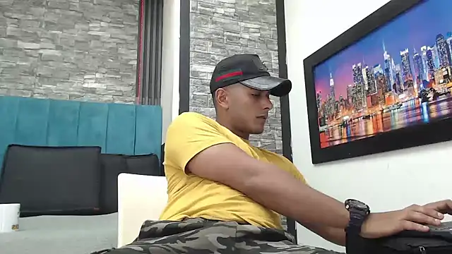 Chris Dick23 online show from 11-27-25, 05:19