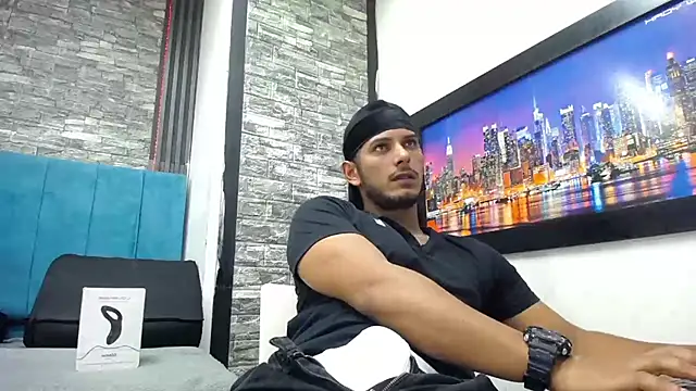 Chris Dick23 online show from 03-22-26, 05:32