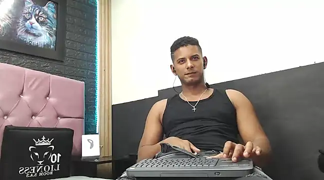 Chris Dick23 online show from 03-01-25, 04:47