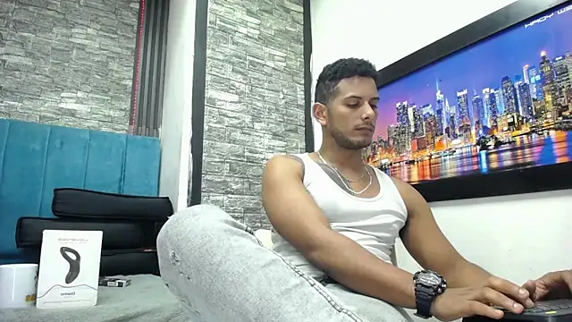 Chris Dick23 online show from 03-10-26, 05:22