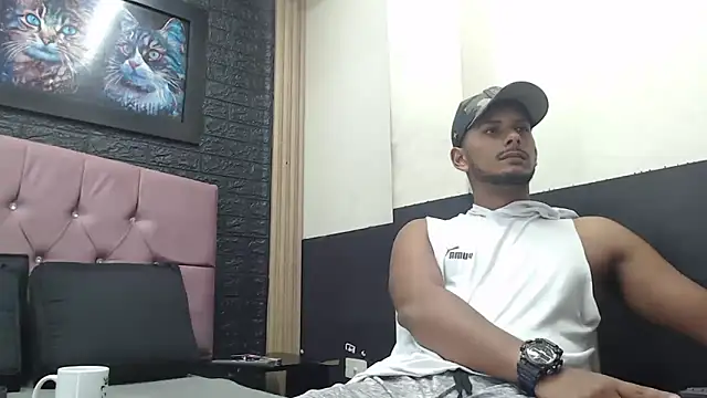 Chris Dick23 online show from 10-16-25, 05:16