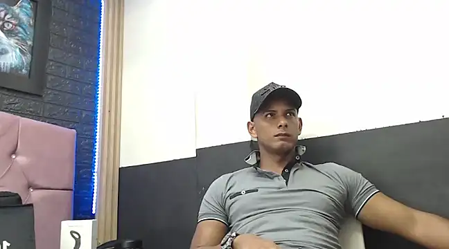Chris Dick23 online show from 03-11-25, 03:47