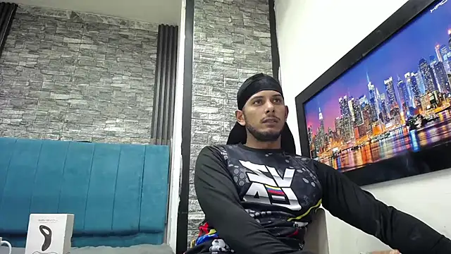 Chris Dick23 online show from 03-19-26, 04:12