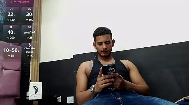 Chris Dick23 online show from 02-11-25, 04:11