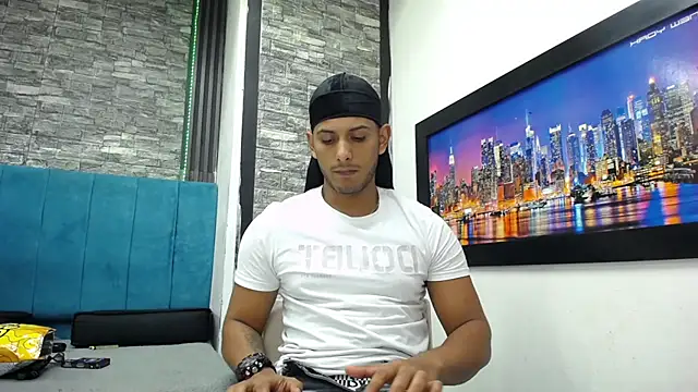 Chris Dick23 online show from 03-07-26, 04:41