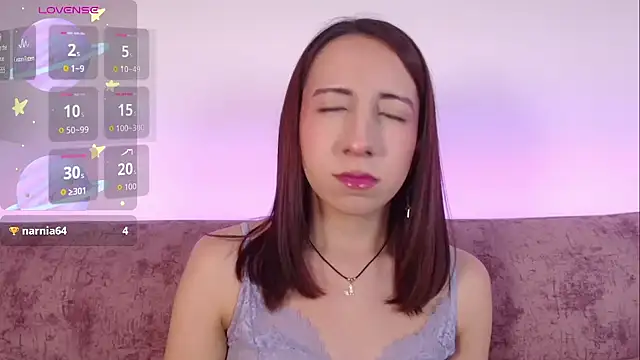 Miiaa doll online show from 03-25-26, 02:01