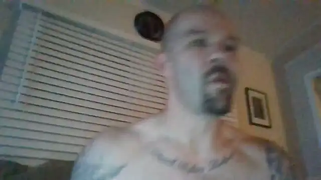 Snapshot of Kinkster615 chatting on 06-10-26, 02:57 Kinkster615 online show from 06-10-26, 02:57
