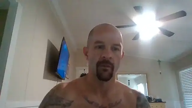 Snapshot of Kinkster615 chatting on 06-06-26, 07:41 Kinkster615 online show from 06-06-26, 07:41