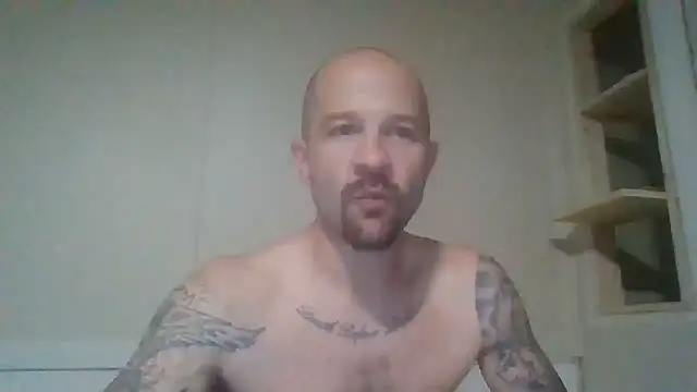 Snapshot of Kinkster615 chatting on 06-08-26, 01:28 Kinkster615 online show from 06-08-26, 01:28