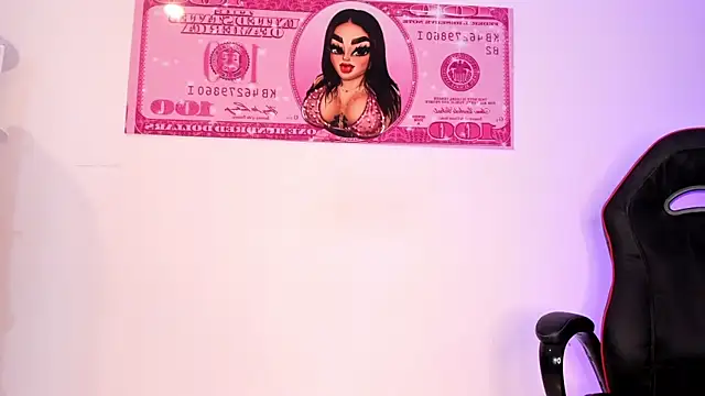 Snapshot of Caramelo_Exotic chatting on 09-23-25, 05:47 Caramelo Exotic online show from 09-23-25, 05:47