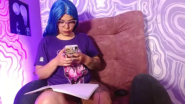 Snapshot of 420viol3ta_ chatting on 02-17-26, 02:42 420viol3ta online show from 02-17-26, 02:42