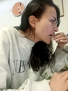 reme ark23 online show from 09-25-25, 04:07