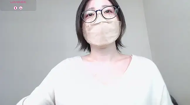  NOA-chan  online show from 02-15-25, 03:17