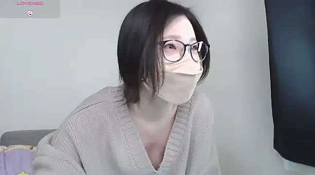  NOA-chan  online show from 02-22-25, 03:47