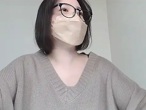  NOA-chan  online show from 12-20-25, 03:15