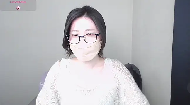  NOA-chan  online show from 03-08-25, 03:35