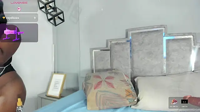 GabyyJones online show from 01-10-26, 11:49