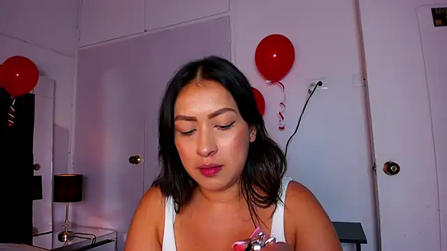 Miaa Garcia online show from 02-14-25, 08:59