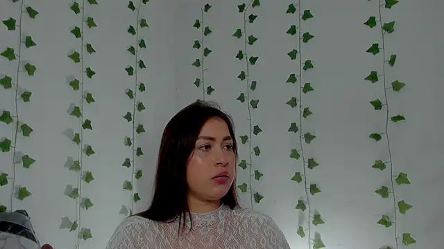 Miaa Garcia online show from 03-18-26, 10:54