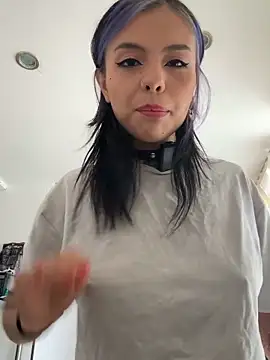 Alicia Ortiiz online show from 02-13-26, 04:07