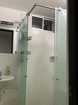 JovenDesobediente online show from 04-23-26, 04:19