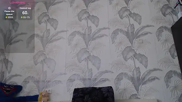 CamDiva113 online show from 06-16-26, 07:19