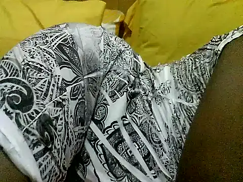 Snapshot of nastygirl- chatting on 11-09-25, 09:52 nastygirl- online show from 11-09-25, 09:52